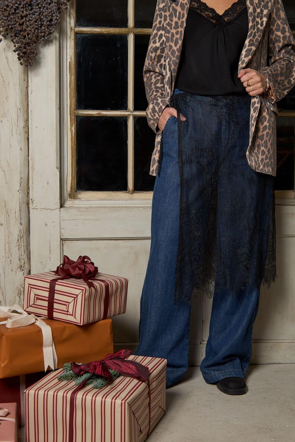 Corianna Tie blondenederdel - sort